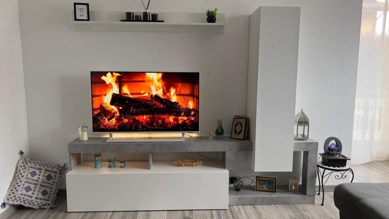 Casa Di Afi, Perfect For 4 - Kitchen - Parking - Netflix Apartment Arona Exterior photo